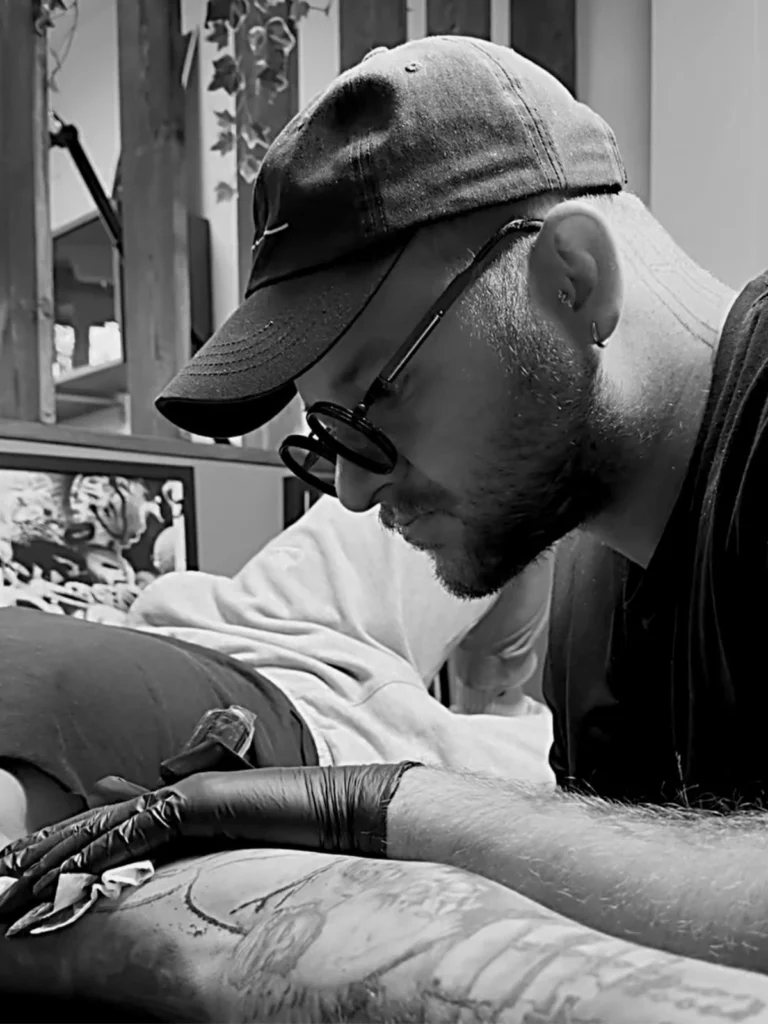 Obsessed Tattoo - Artist Dado